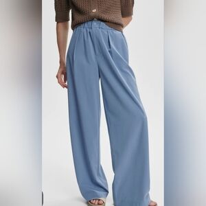 Varley Relaxed Wide-Leg Trousers in Dusty Blue
